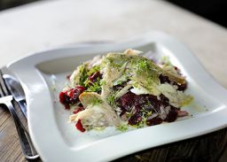 Beet the Fish - salade met bietjes en makreel