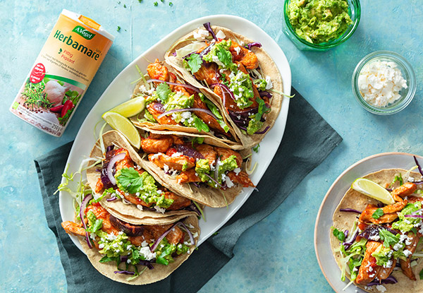Kip taco's met avocado en knapperige koolsla